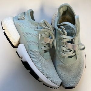 Adidas athletic shoes women’s size 7.5